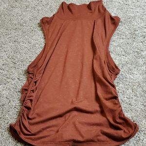 Lululemon mock neck tank